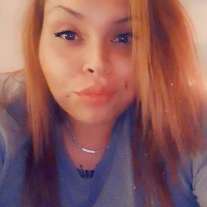 Meet your Posher, Ofelia